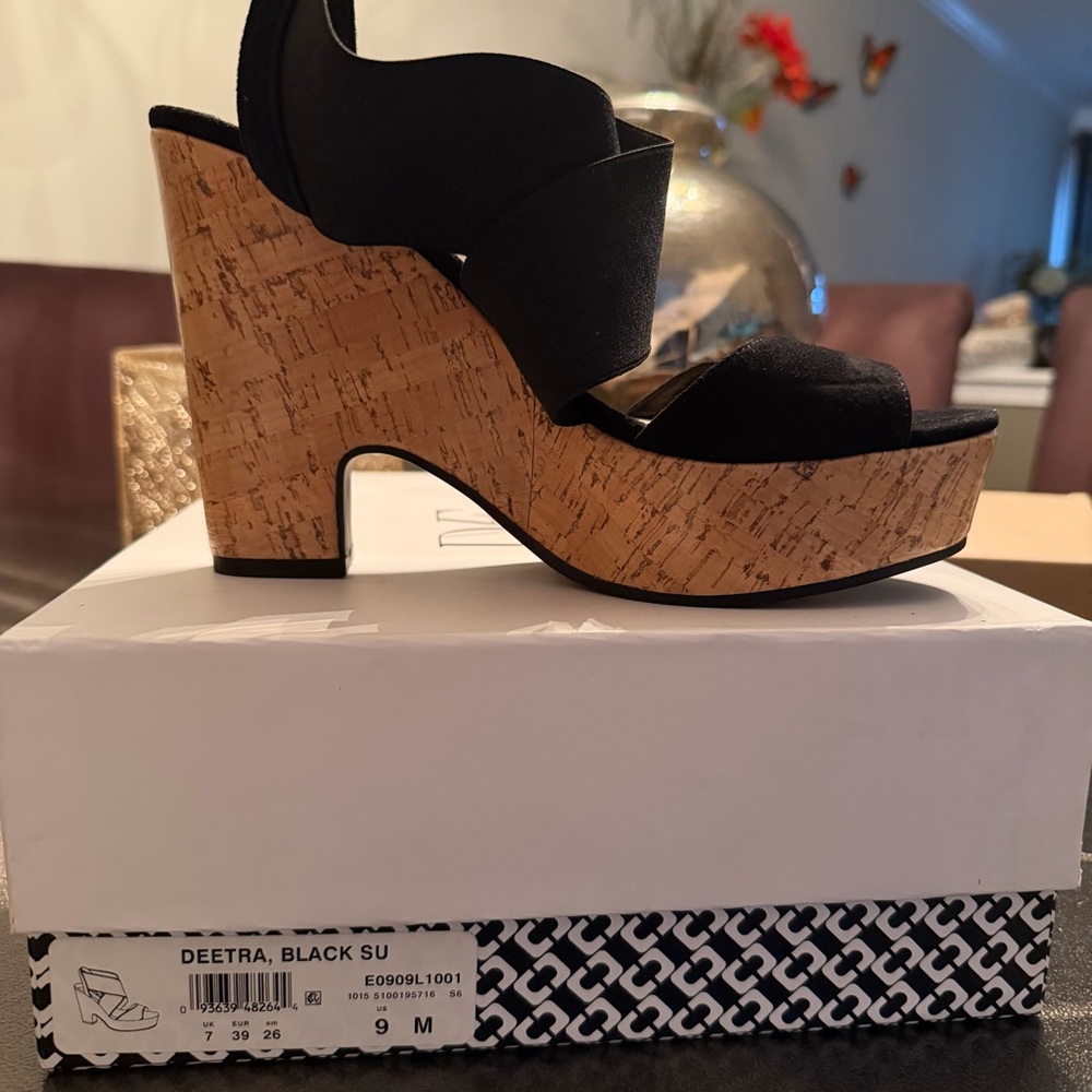 Diane von Furstenberg deetra platform sandals